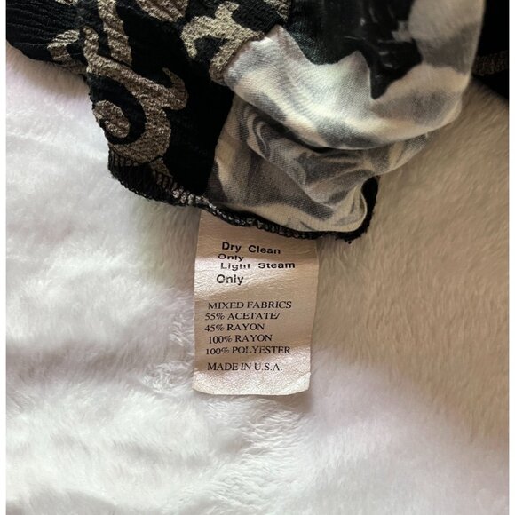 Nothing Matches Womens Mixed Floral Pattern Tunic Top Size 1 Black Textured - Picture 8 of 8